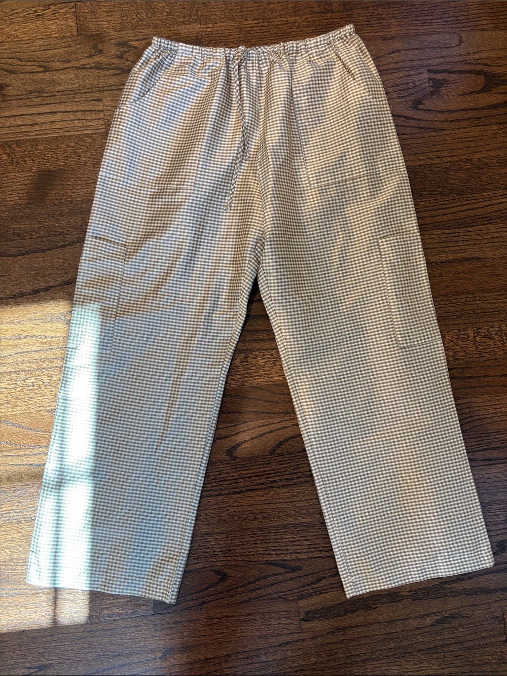Donni The Silk Taffeta Cargo Pant in color “Shitake” size small - Picture 6 of 6